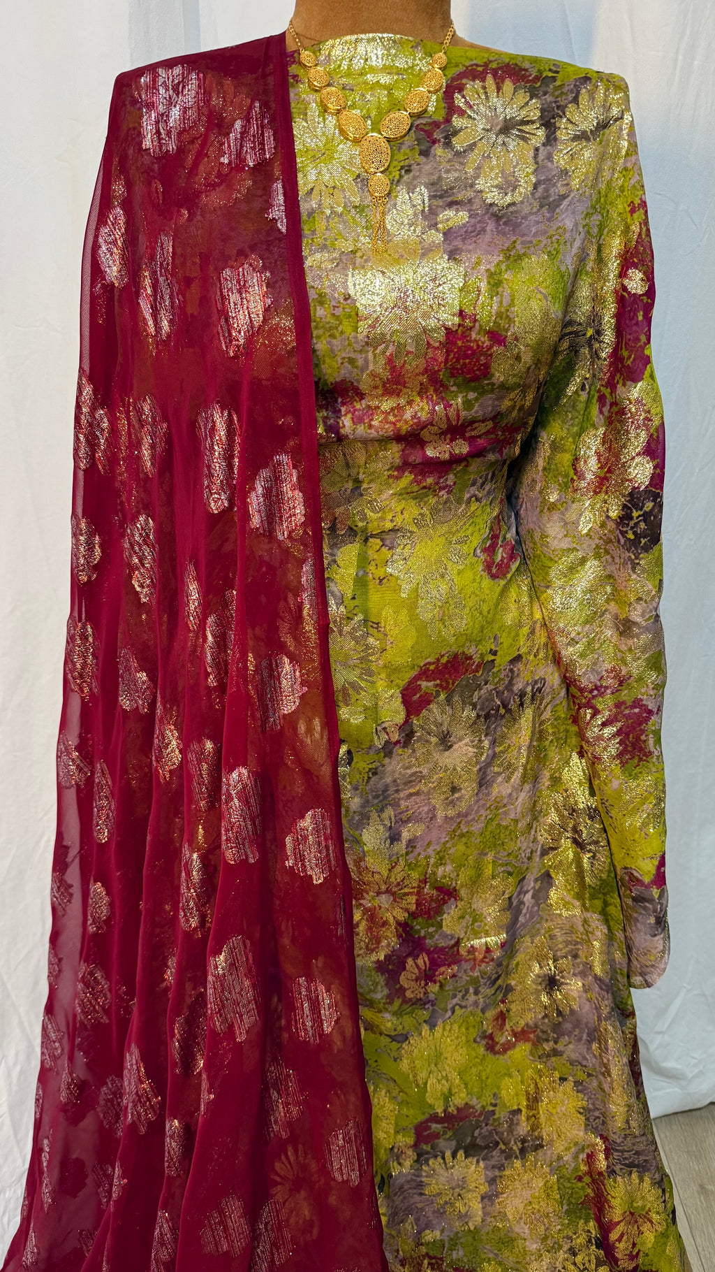 VISCOSE DIRAC