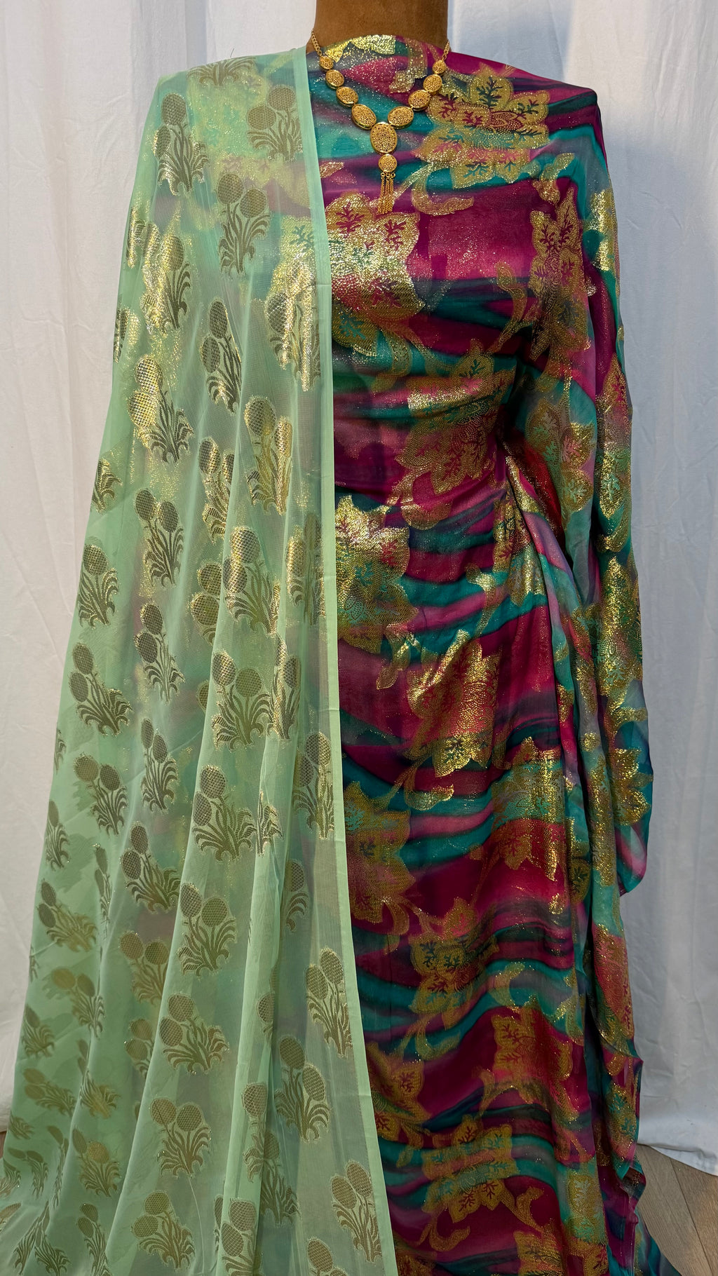 VISCOSE DIRAC