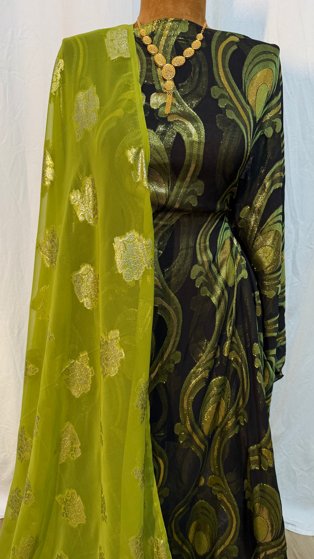 VISCOSE DIRAC