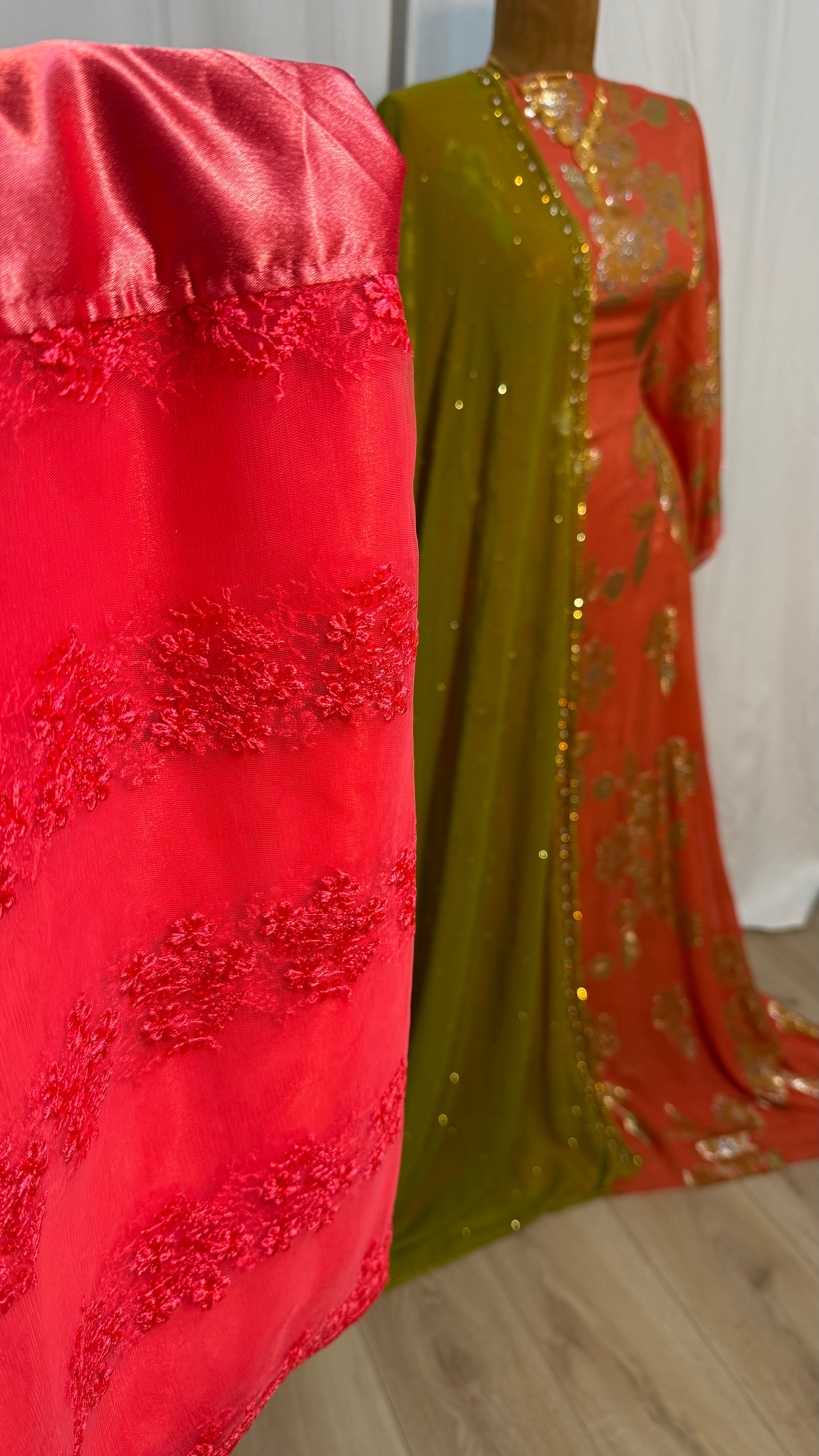 VISCOSE DIRAC