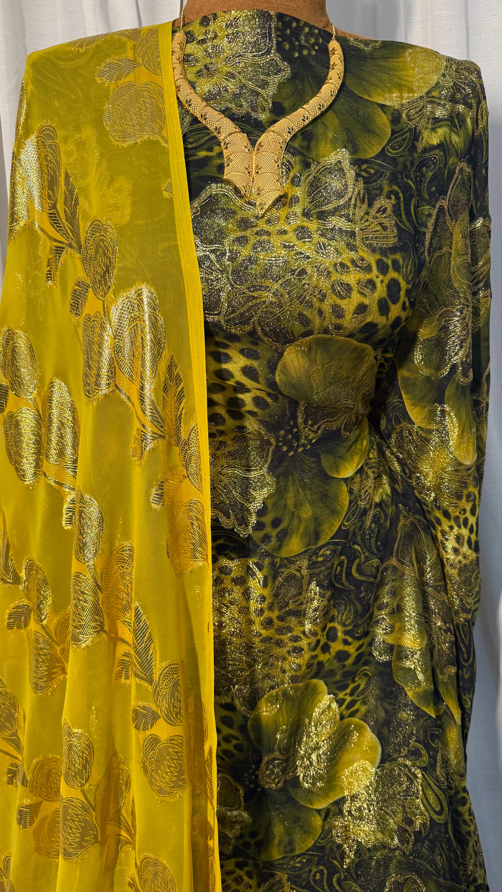 VISCOSE - LEOPARD PRINT YELLOW & BLACK