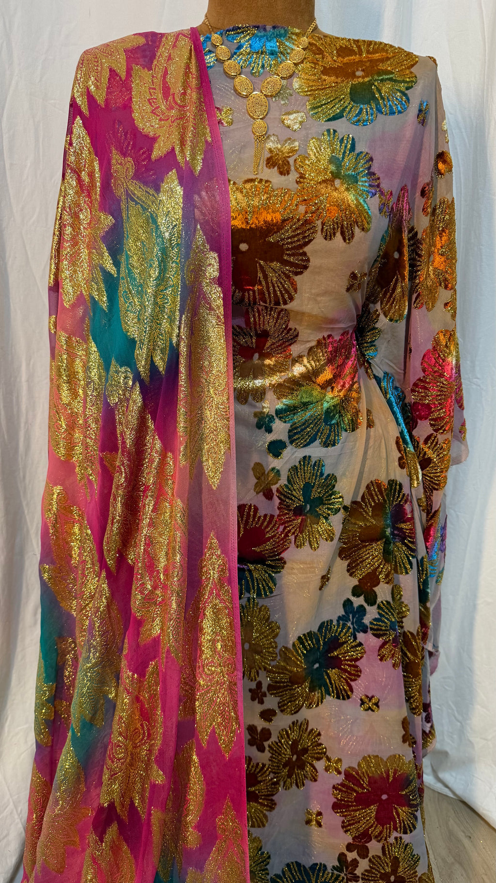 TIE DYE MAQBAL