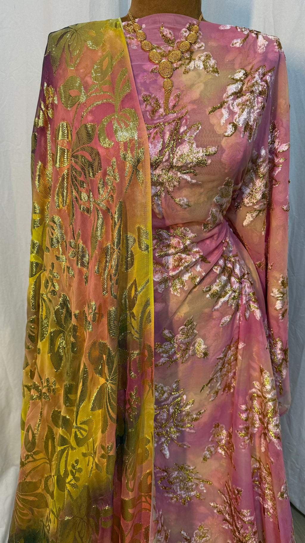 TIE DYE MAQBAL