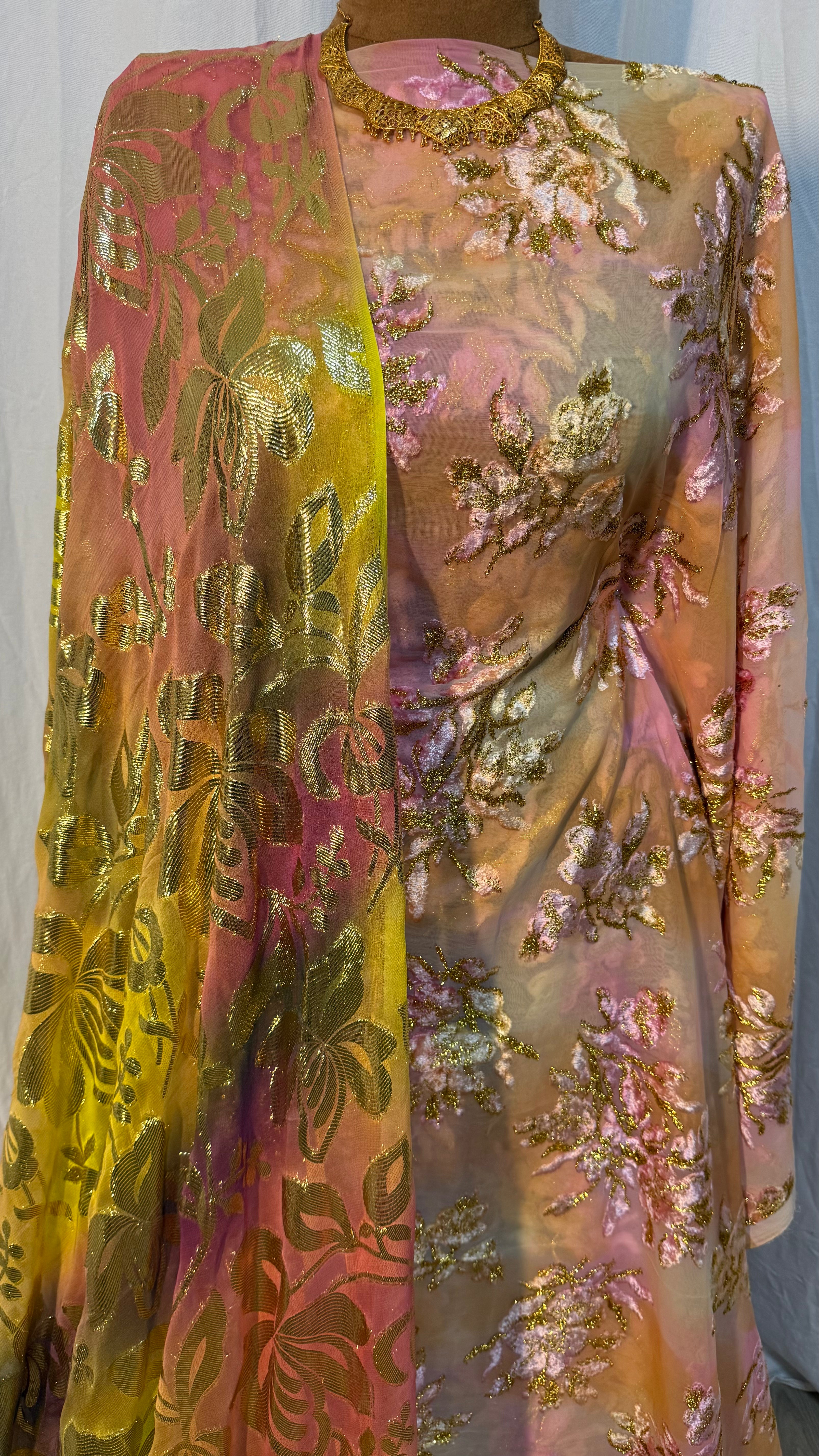TIE DYE MAQBAL
