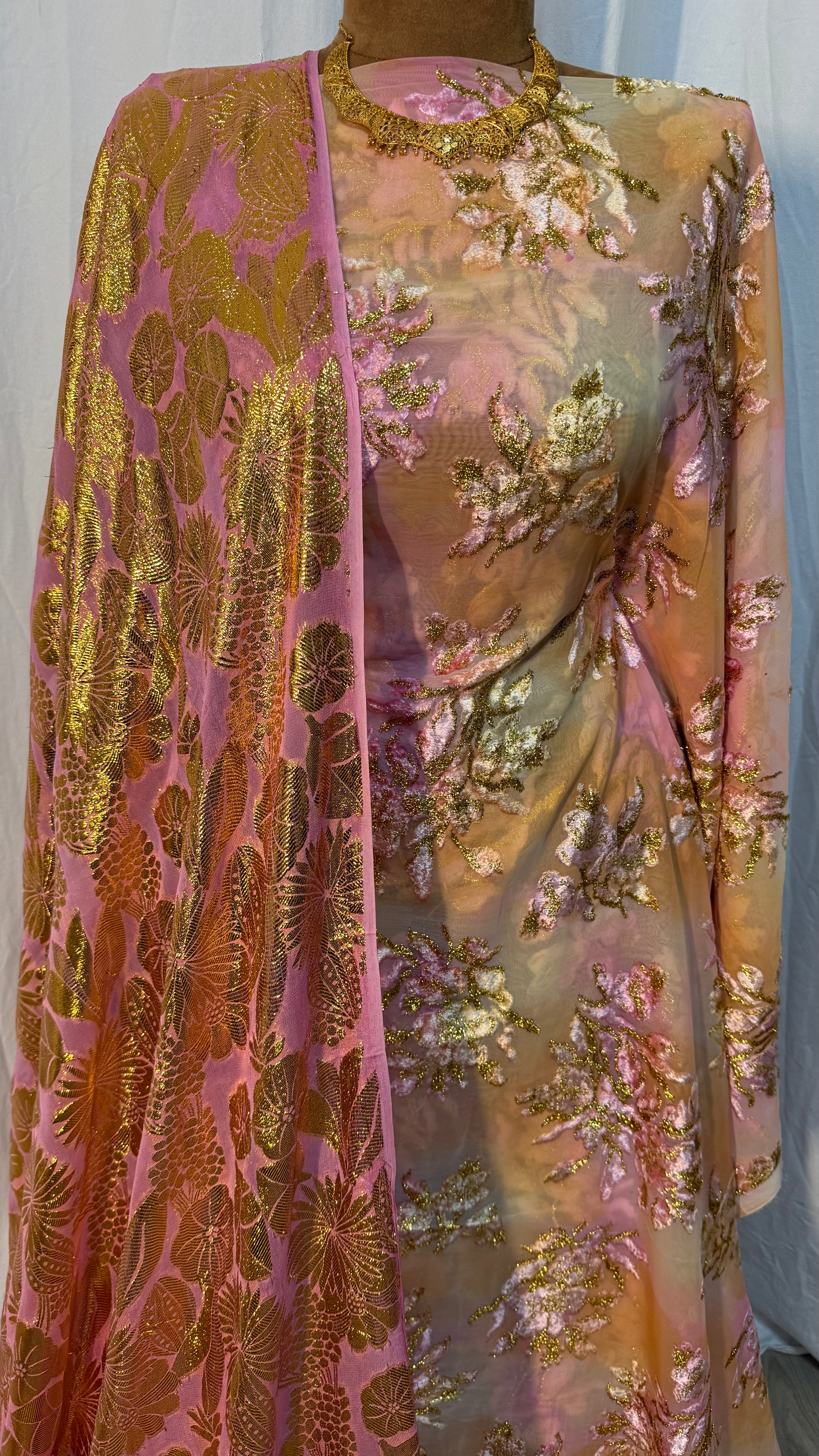TIE DYE MAQBAL