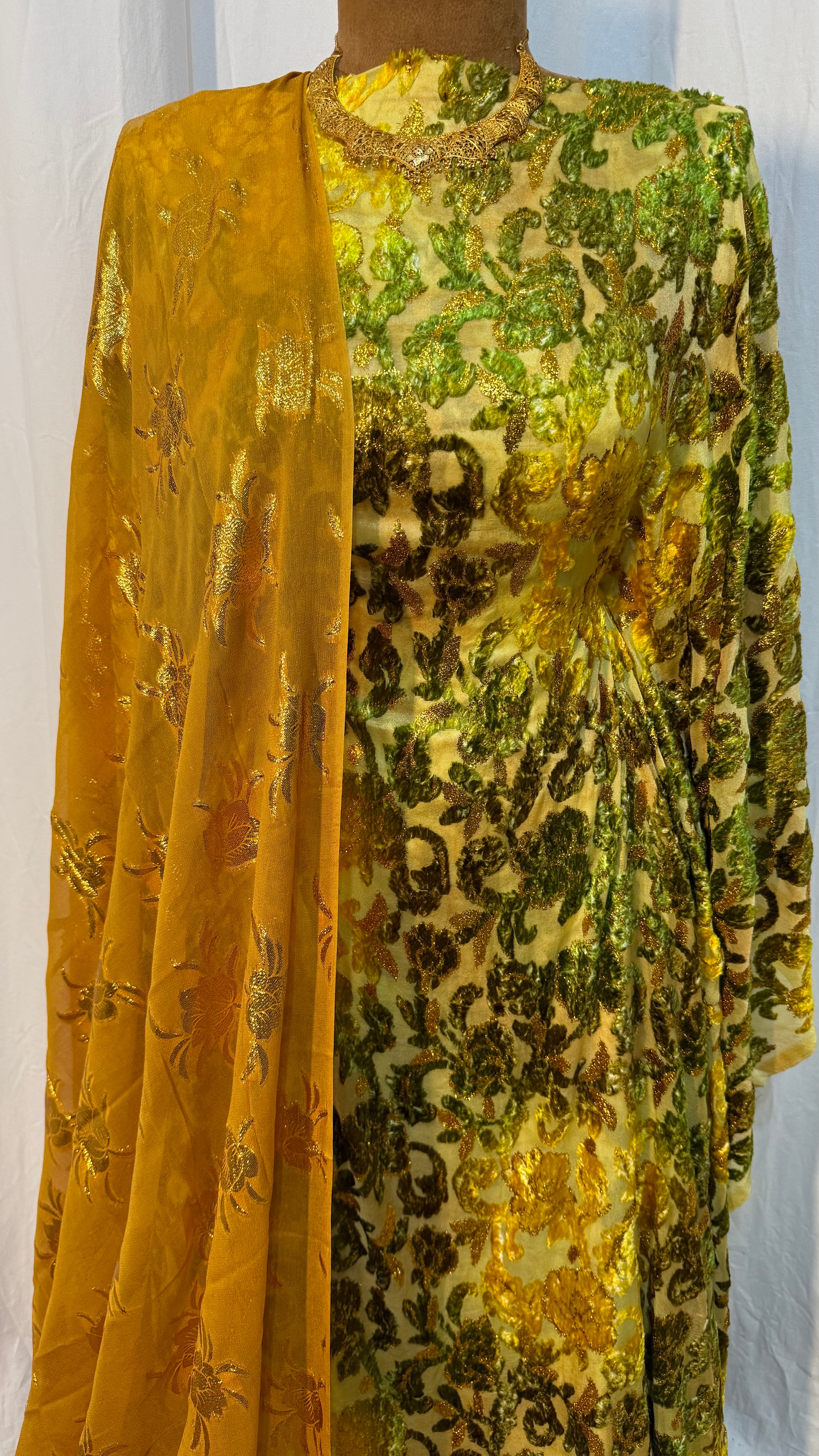 TIE DYE MAQBAL