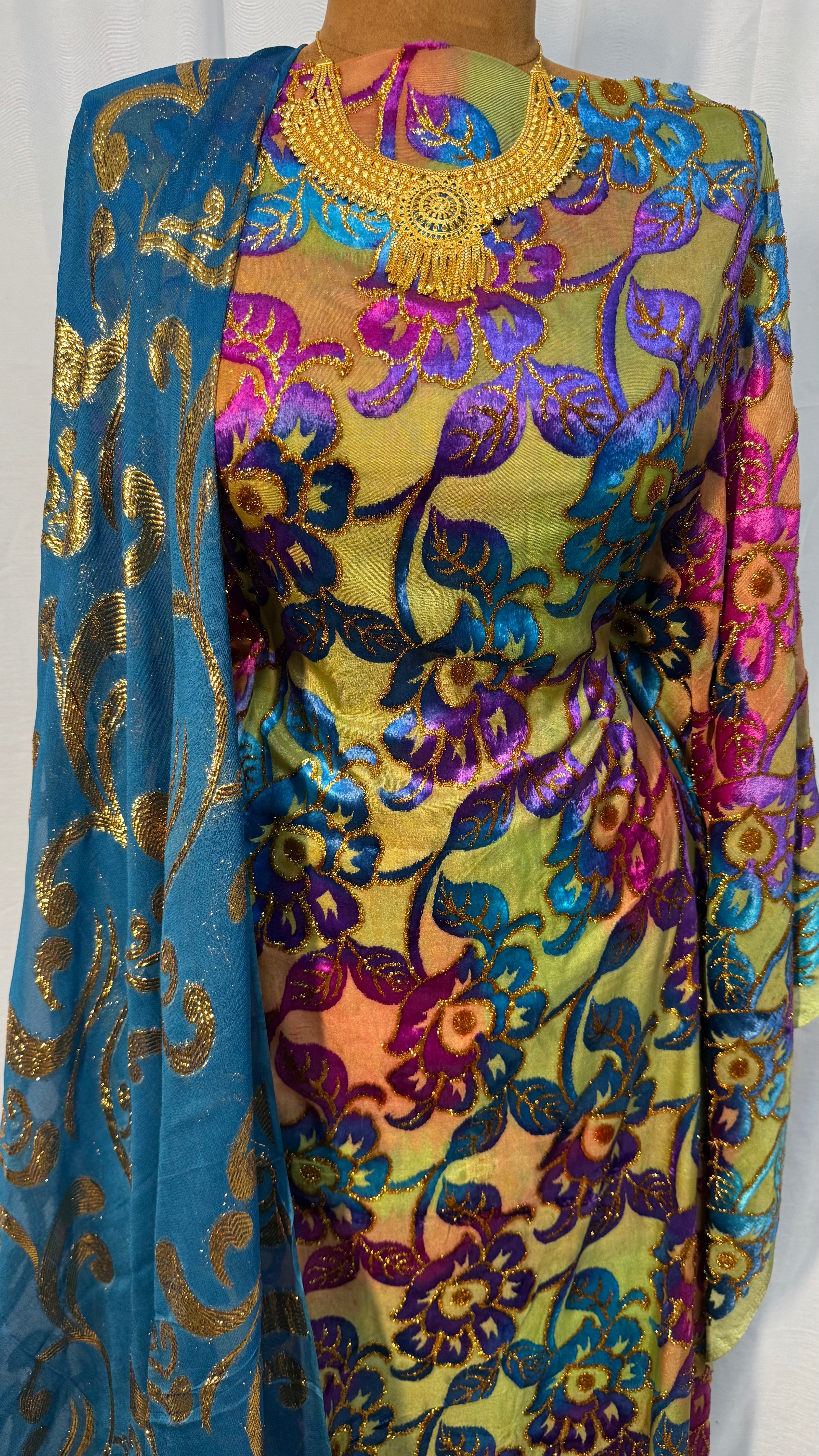 TIE DYE MAQBAL