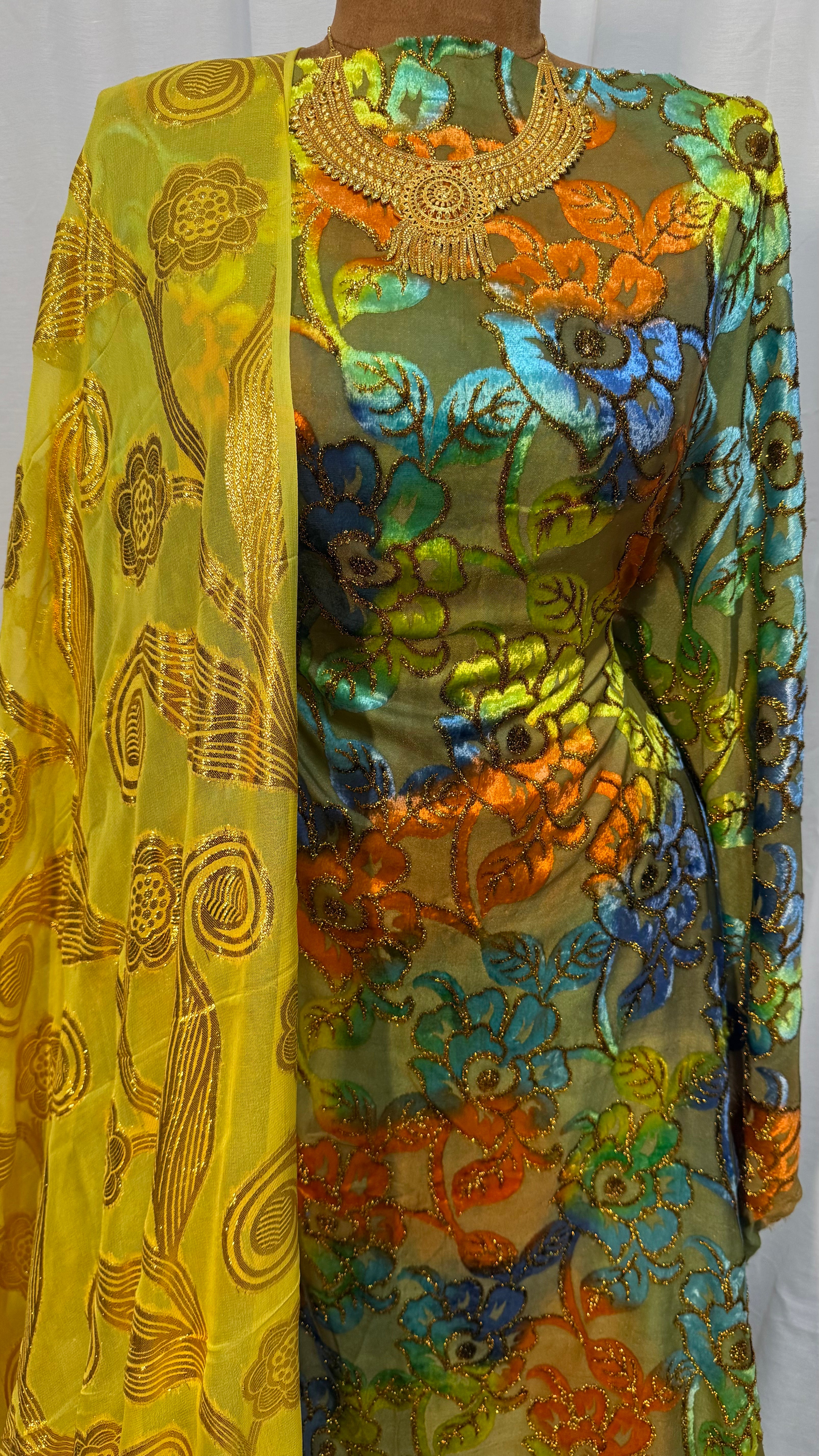 TIE DYE MAQBAL