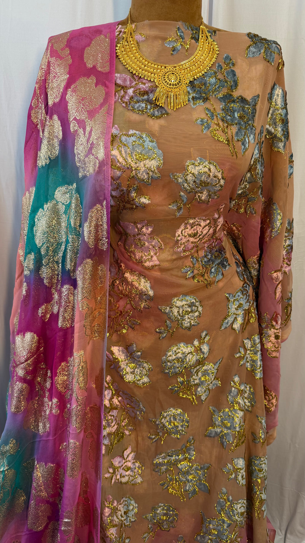 TIE DYE MAQBAL