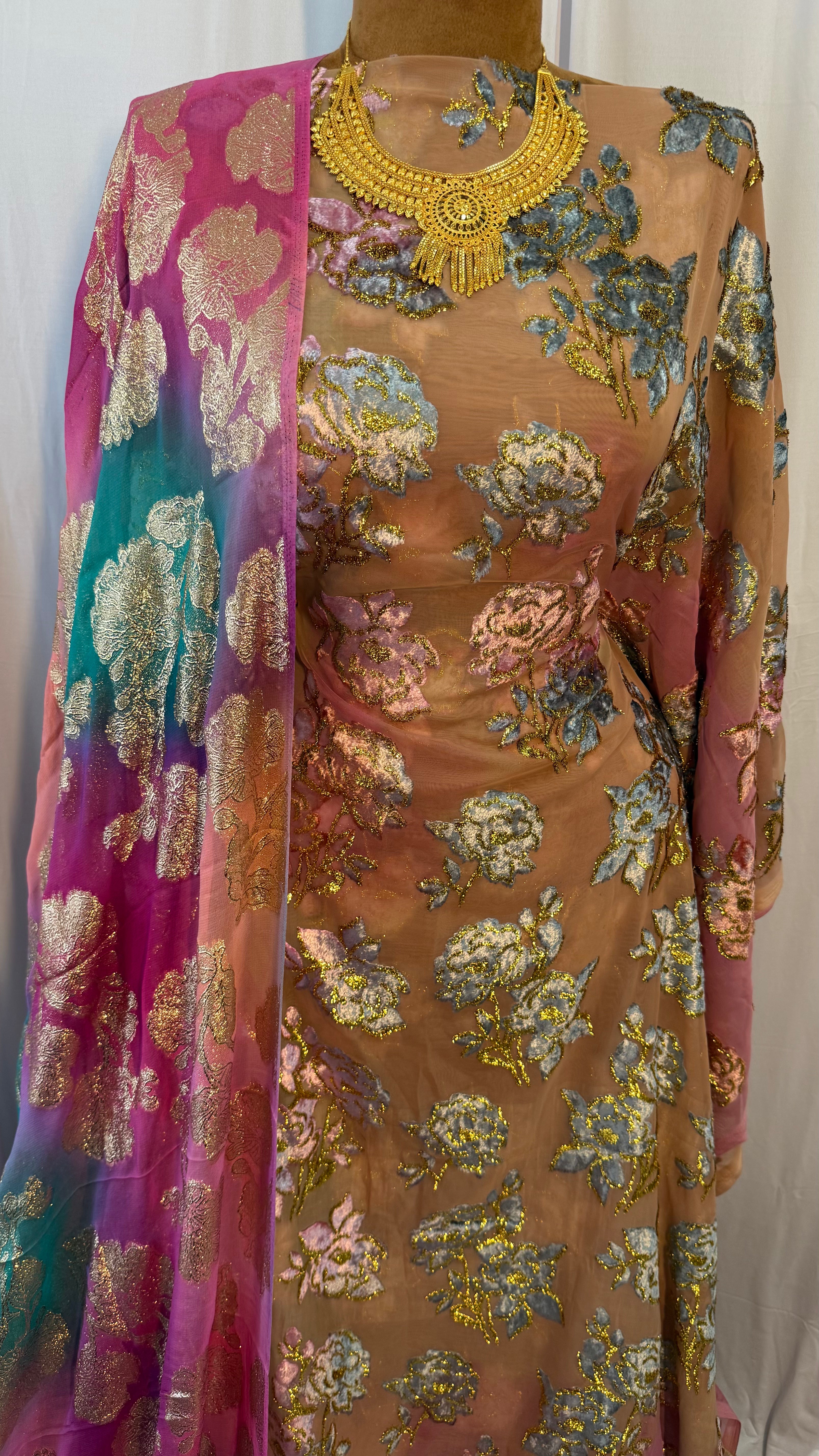 TIE DYE MAQBAL