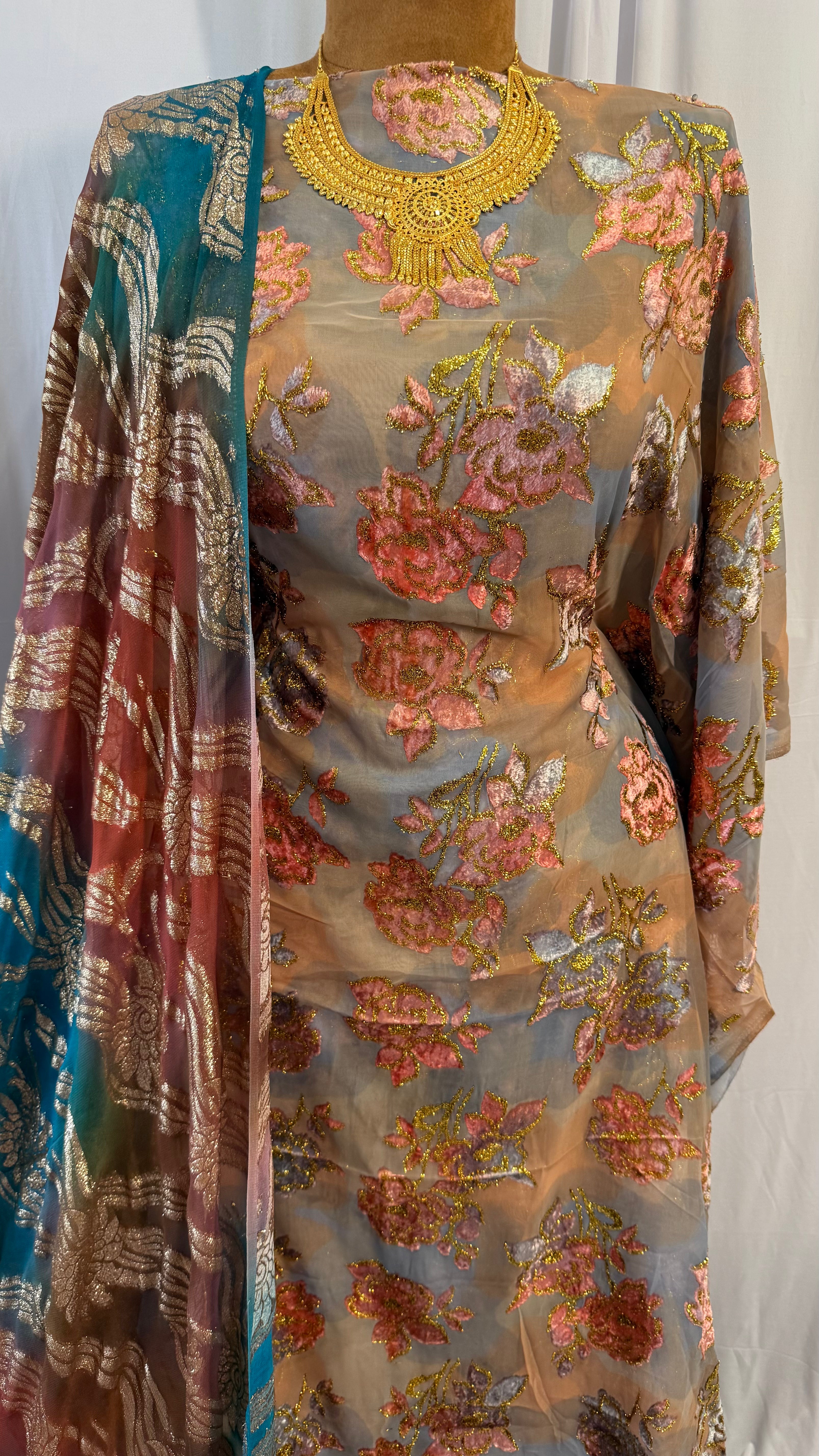 TIE DYE MAQBAL