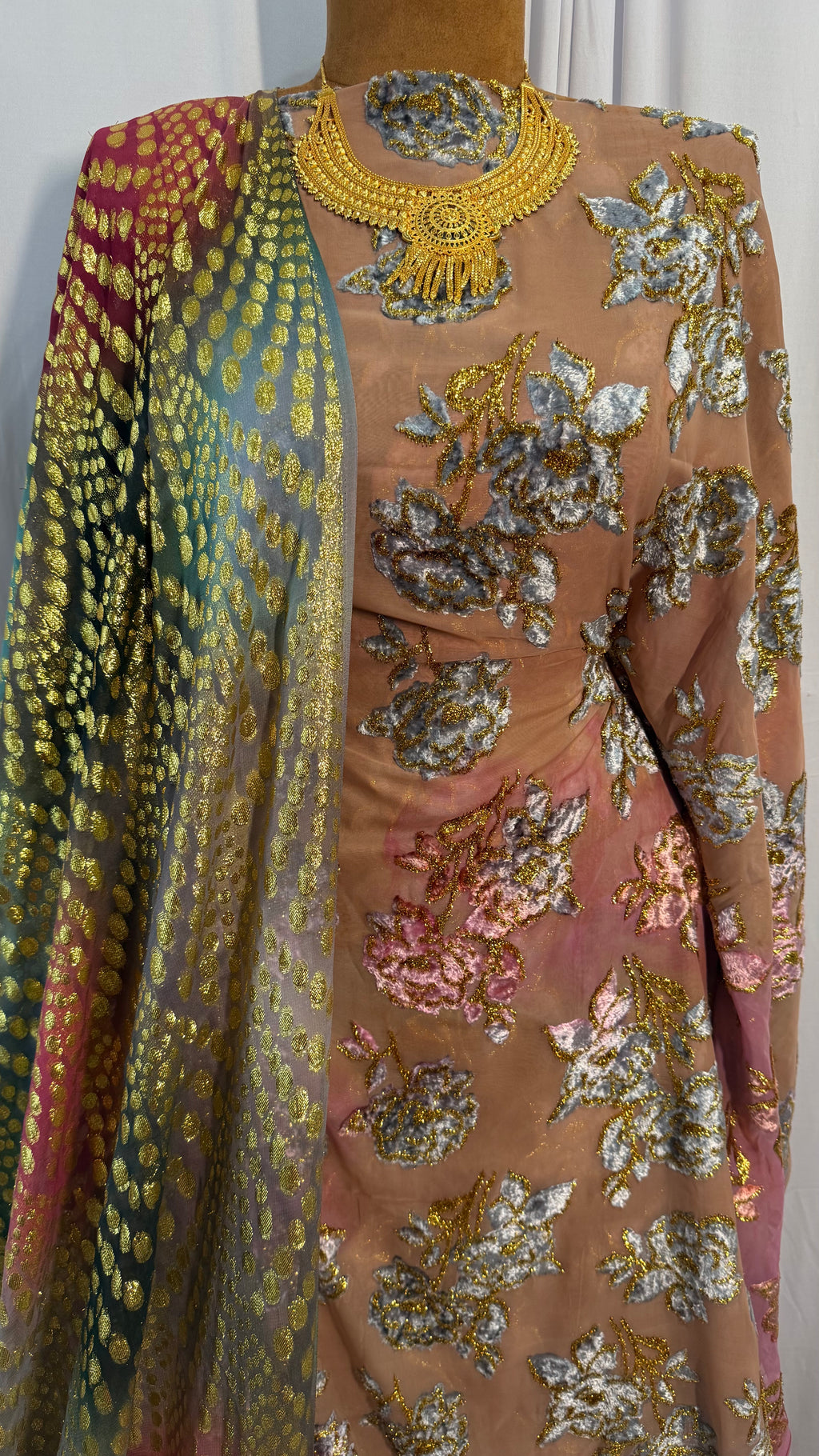 TIE DYE MAQBAL